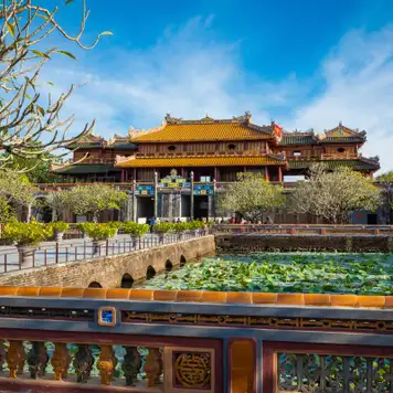 Image related to Hue - Overnight onboard