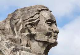 IgluCruise.Application.ViewModels.Shared.WebImageViewModel?.Description