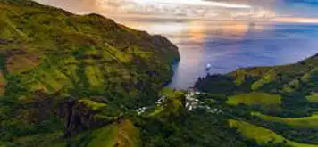 Omoa, Fatu Hiva - Overnight onboard