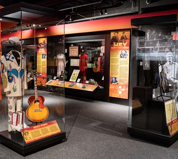 Guest Exhibitions