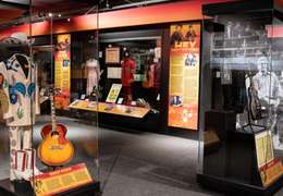 IgluCruise.Application.ViewModels.Shared.WebImageViewModel?.Description