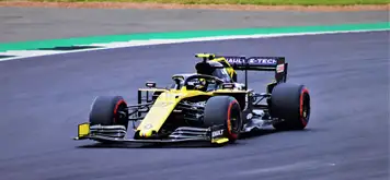 Watch the Cars on Track