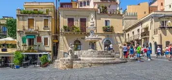 Image related to Piazza del Duomo