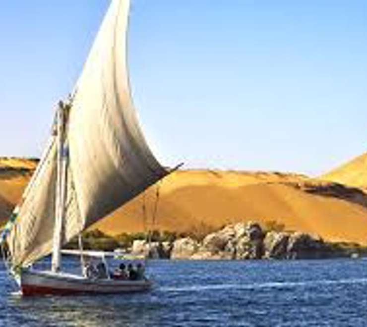 Cruise the Nile on a Traditional Felucca