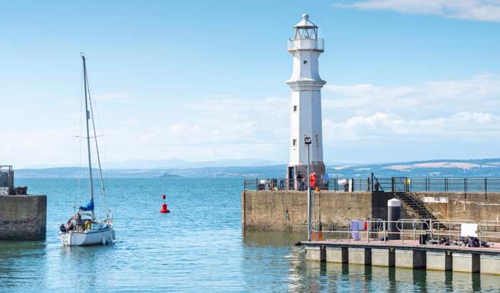 Newhaven (For Edinburgh)