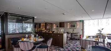 Image related to Bistro