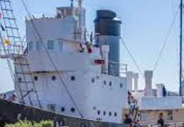 IgluCruise.Application.ViewModels.Shared.WebImageViewModel?.Description