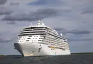  REGENT SEVEN SEAS Explorer