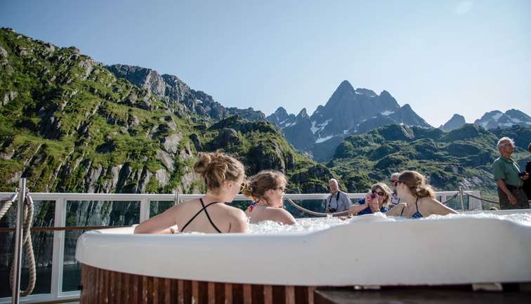Whirlpool Hot Tub