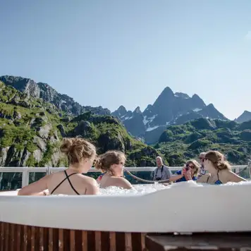 Whirlpool Hot Tub