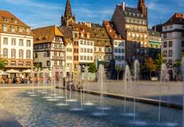 IgluCruise.Application.ViewModels.Shared.WebImageViewModel?.Description