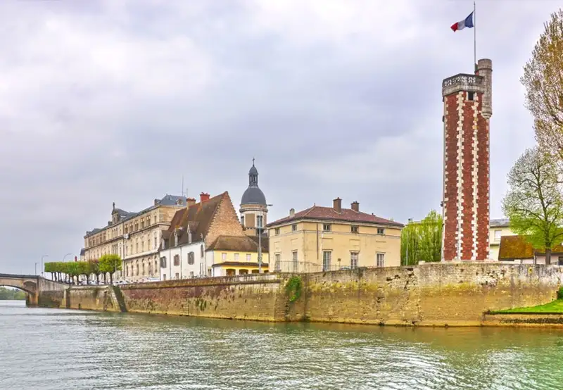 Tour du Doyenné