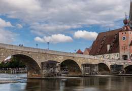 IgluCruise.Application.ViewModels.Shared.WebImageViewModel?.Description