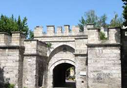 IgluCruise.Application.ViewModels.Shared.WebImageViewModel?.Description