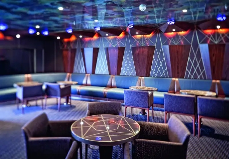 Cheri Lounge
