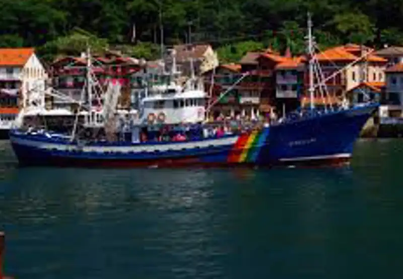 Tour the Mater Ecoactive Museum Boat