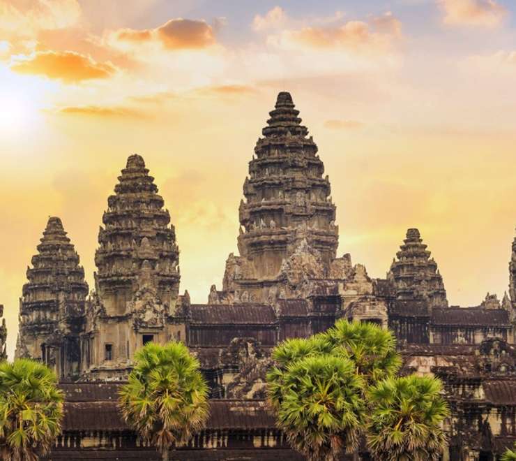 Siem Reap - Angkor Wat at sun rise