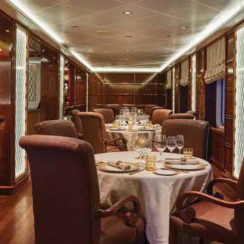 Image related to La Dame