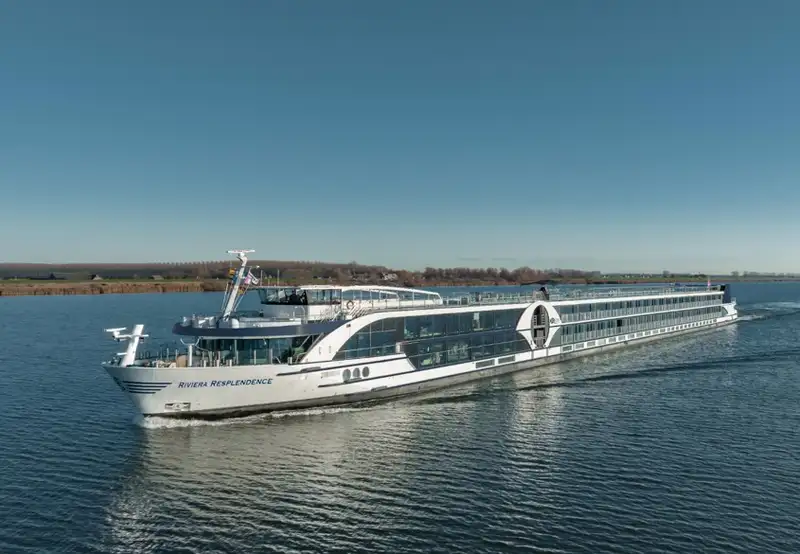 MS Riviera Resplendence