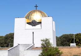 IgluCruise.Application.ViewModels.Shared.WebImageViewModel?.Description