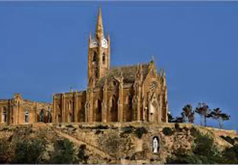 Lourdes Chapel & Għajnsielem Parish Church