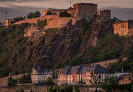 IgluCruise.Application.ViewModels.Shared.WebImageViewModel?.Description