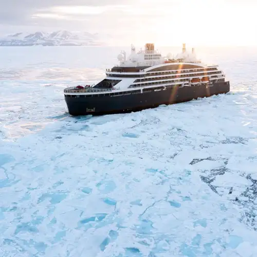 Image related to Le Commandant-Charcot