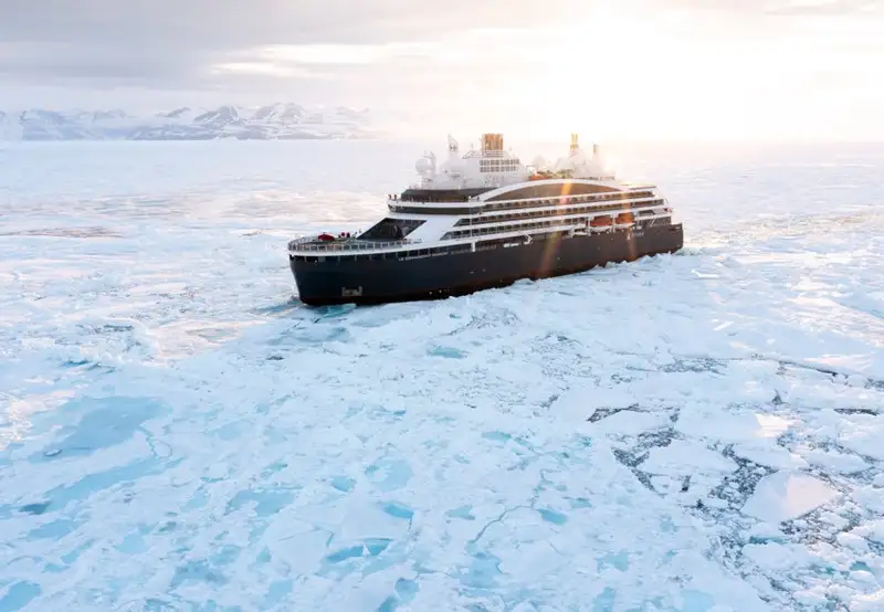 Le Commandant-Charcot