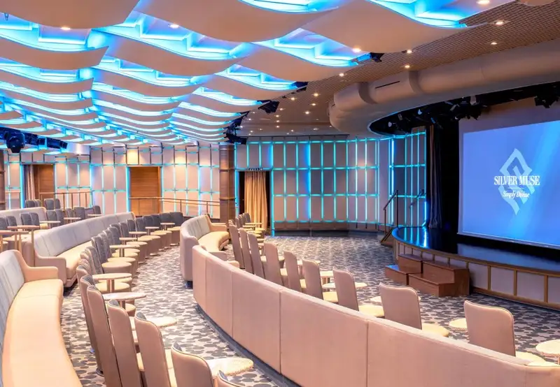 Venetian Lounge