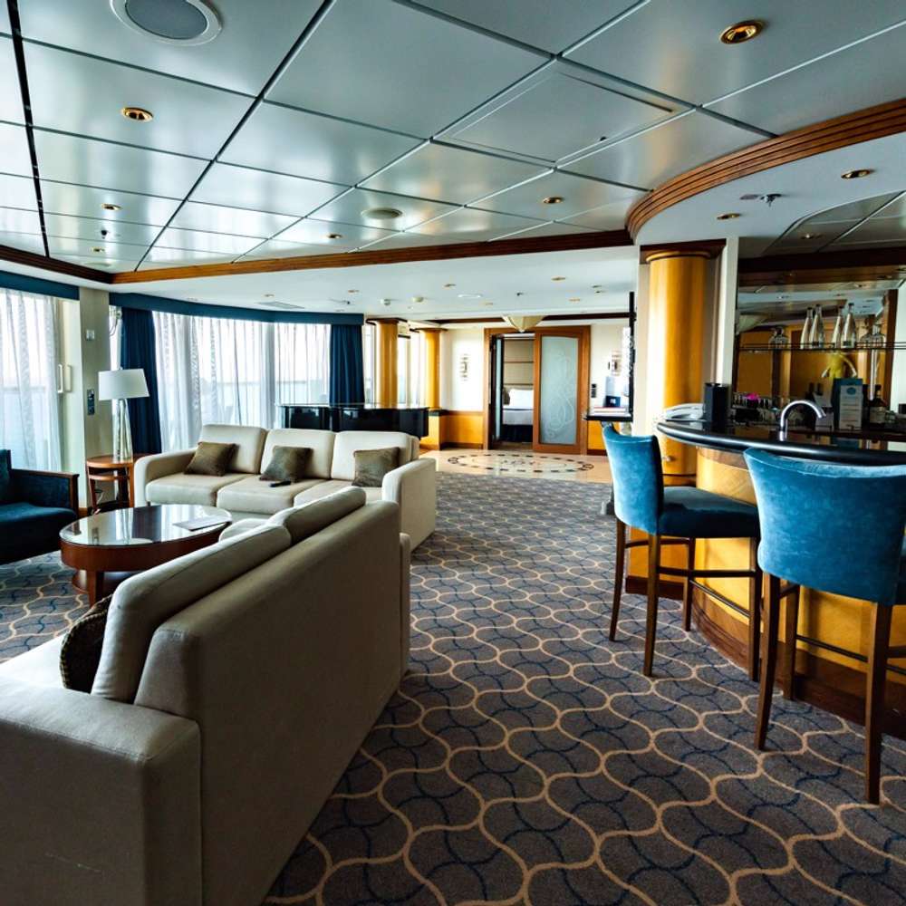 stateroom on jewel