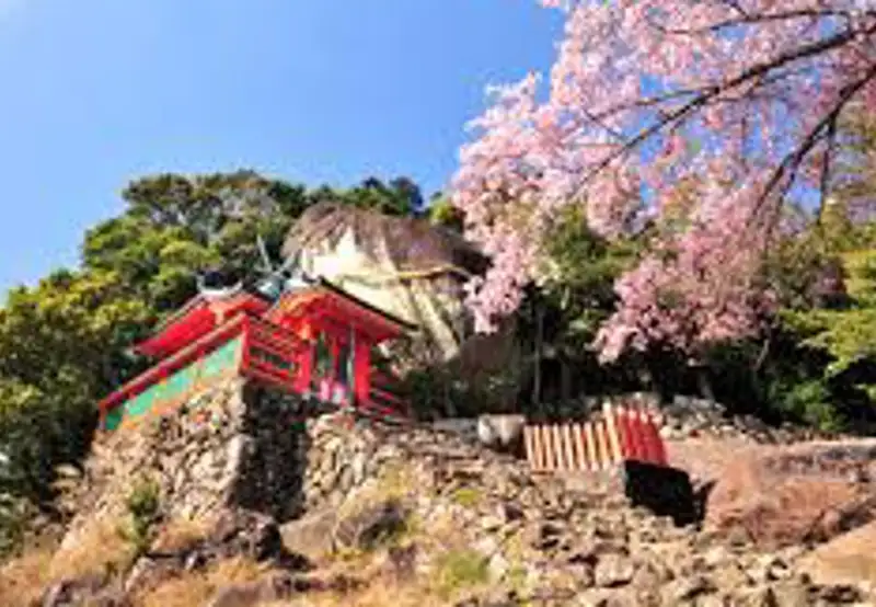 Kamikura-jinja Shrine