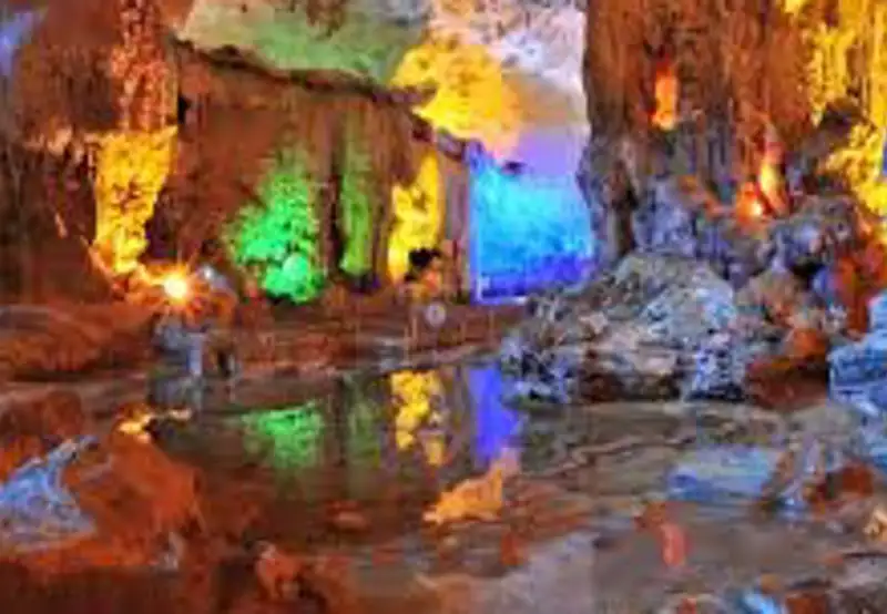 Sung Sot Cave