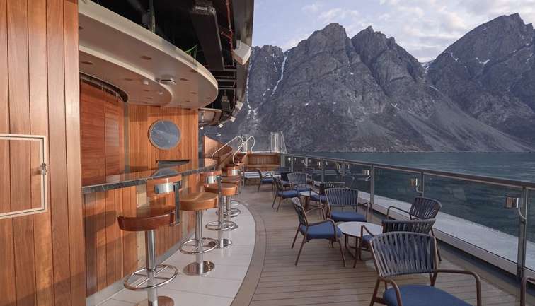 Seabourn Pursuit