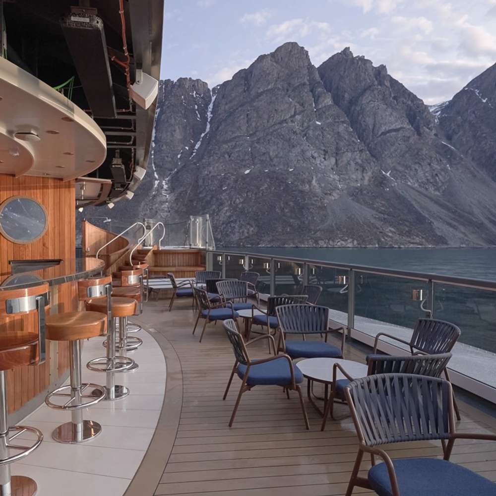 Seabourn Pursuit