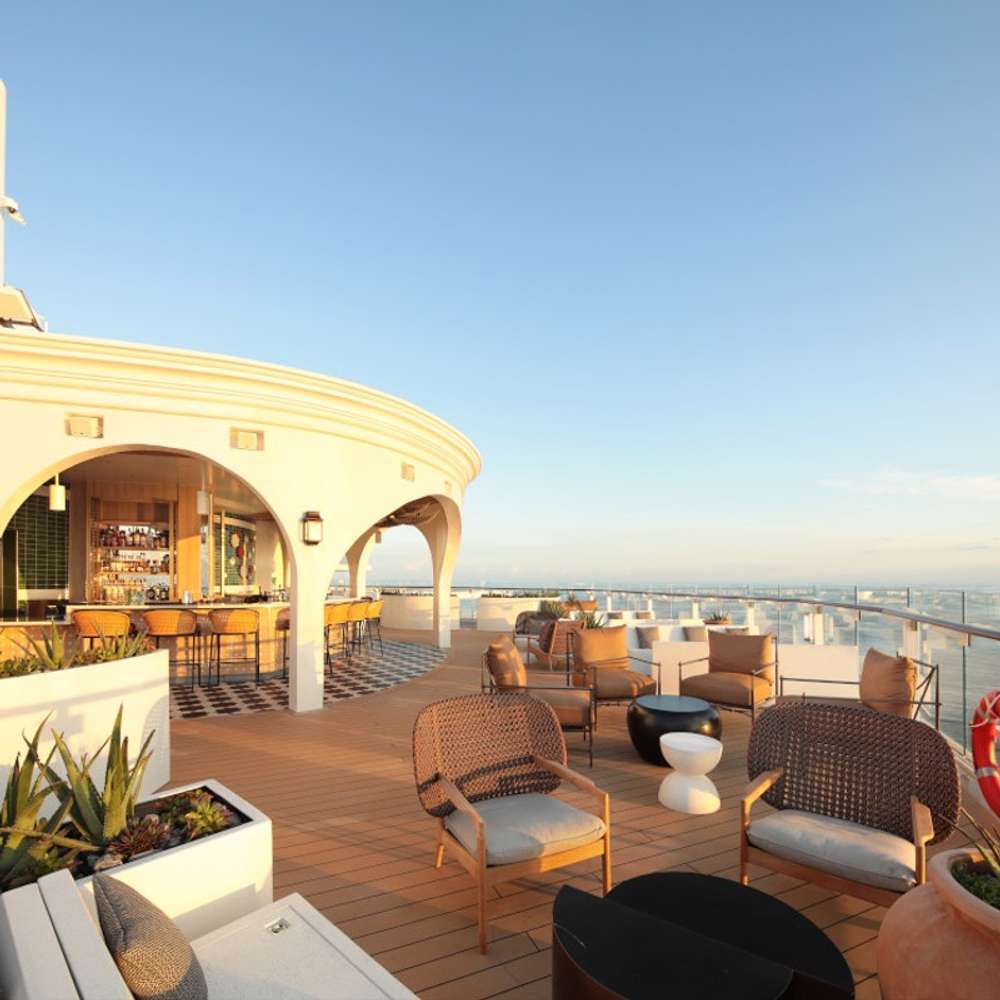 Sunset Bar