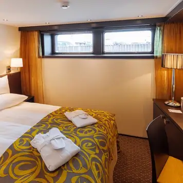 Deluxe Stateroom