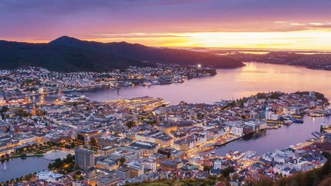 Marvel at Bergen’s Fjordside Beauty