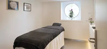 Image related to Emerald Radiance