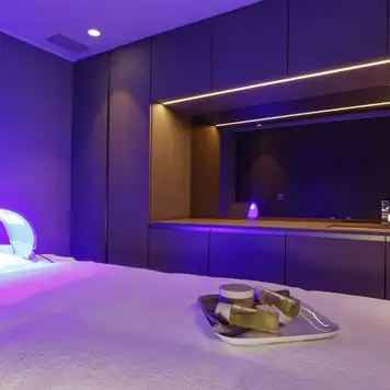 Image related to Emerald Sakara