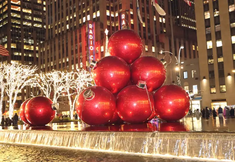 New York's Iconic Christmas Show