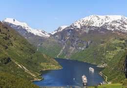 IgluCruise.Application.ViewModels.Shared.WebImageViewModel?.Description