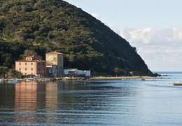 IgluCruise.Application.ViewModels.Shared.WebImageViewModel?.Description