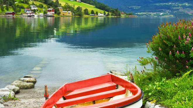 Discover the Glacial Wonders of Olden