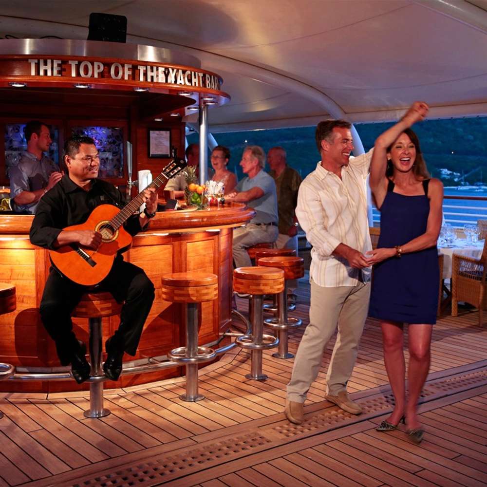 Top of the Yacht Bar