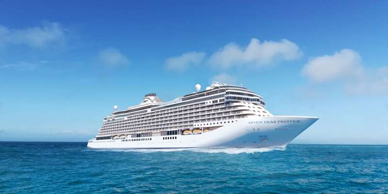 Regent Seven Seas Prestige at sea