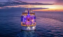 Allure of the Seas (rear)