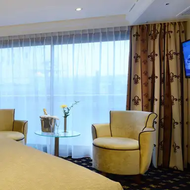 Image related to Superior Stern Suite