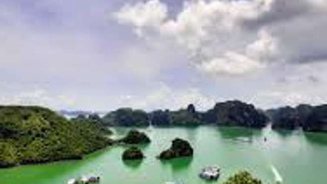 Ha Long Bay (tours to Hanoi)