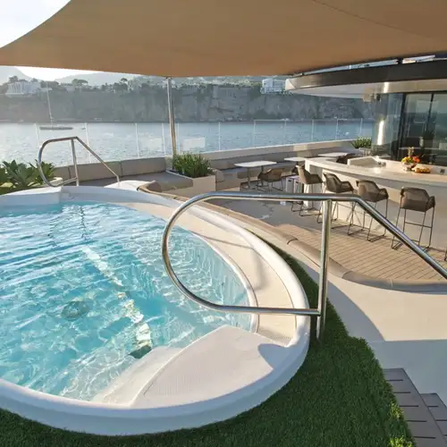 Image related to Emerald Azzurra