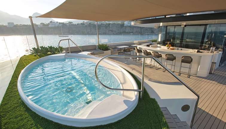 Emerald Azzurra